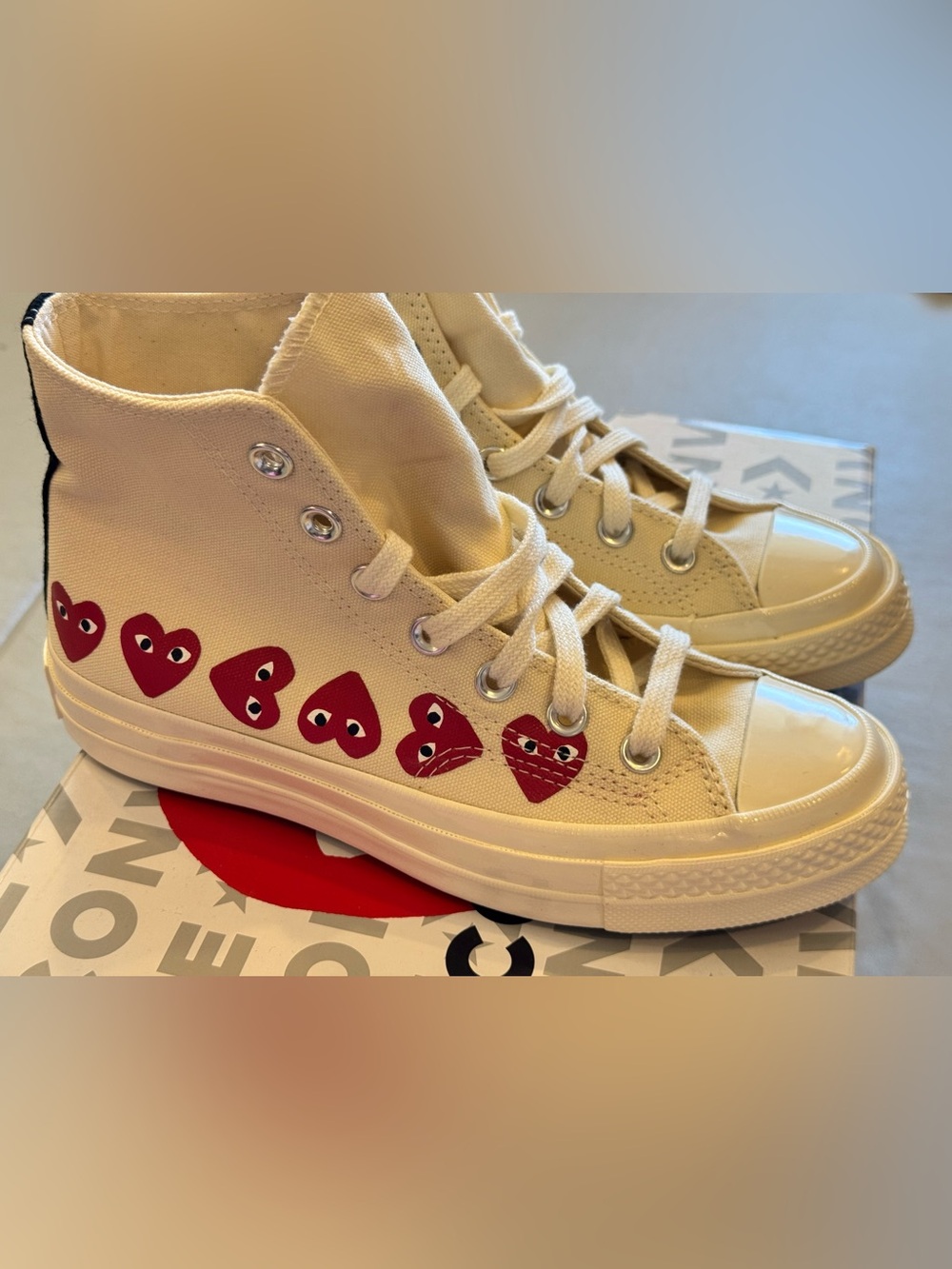 Converse Hi Comme des Garcons PLAY Multi-Heart in White (Size 4 Men’s)